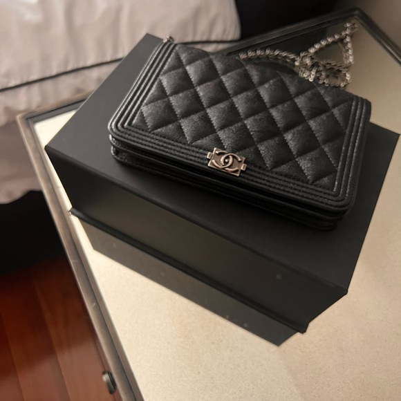 Mint Chanel boy on chain wallet in black with gunmetal chain - Picture 10 of 15